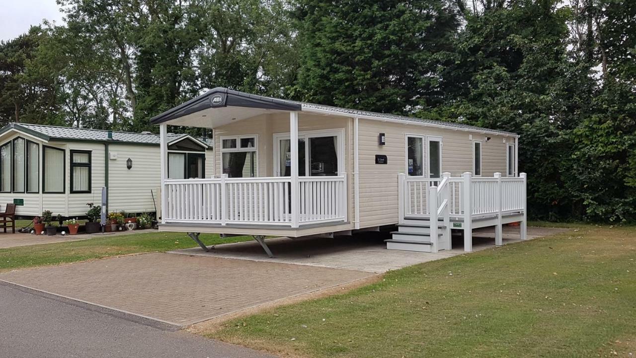 Jasmine Park Snainton Exterior photo